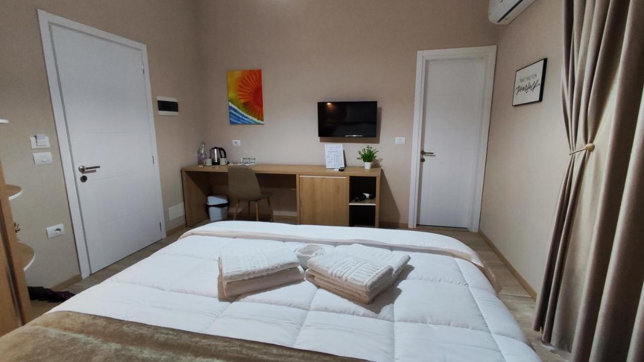 Elvish Garden Boutique B&B Berat Luaran gambar