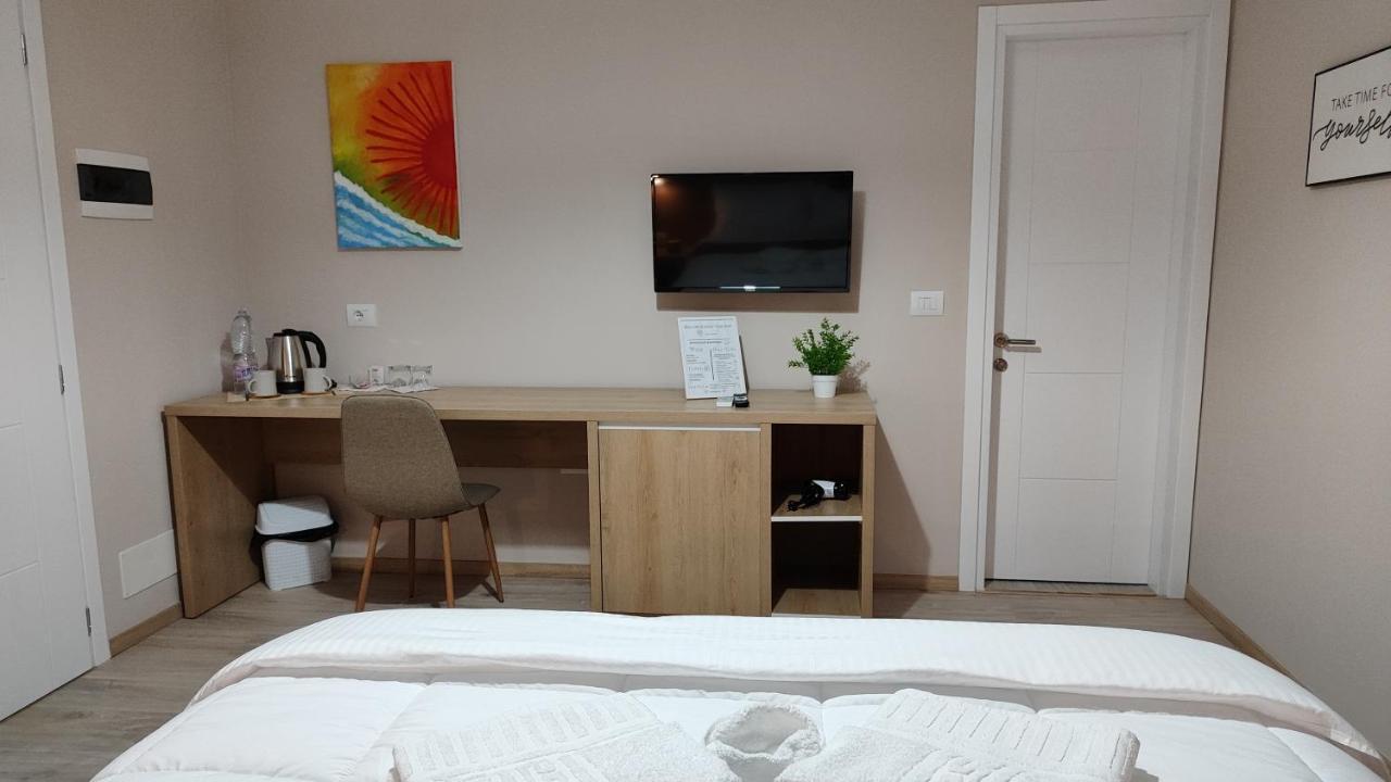 Elvish Garden Boutique B&B Berat Luaran gambar