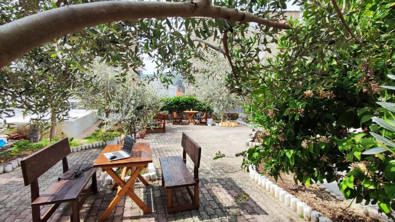 Elvish Garden Boutique B&B Berat Luaran gambar