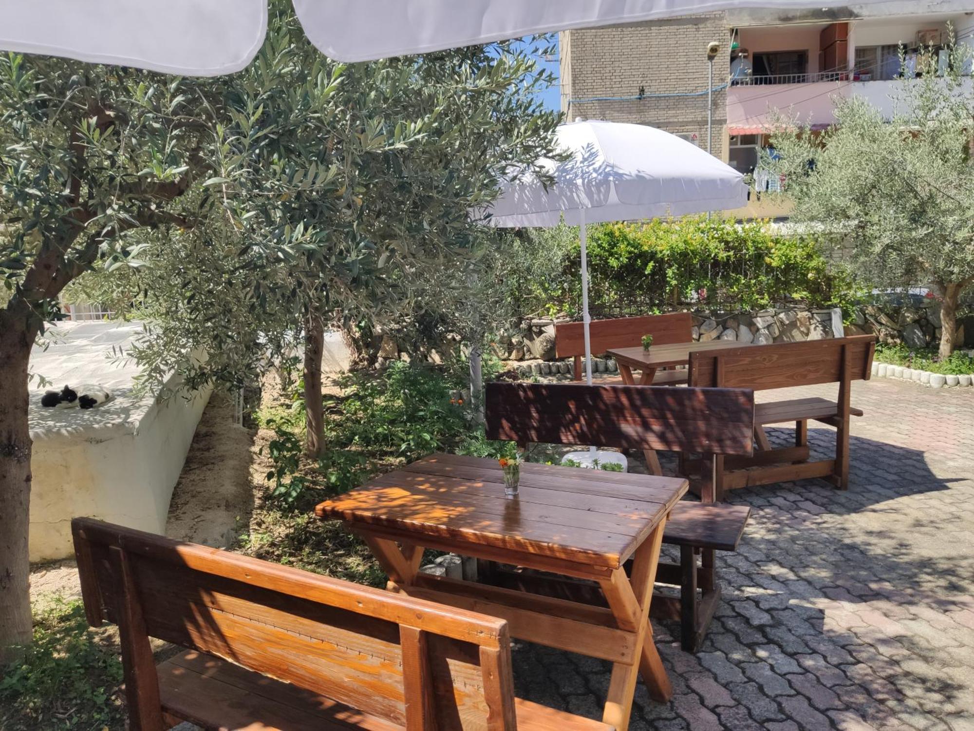 Elvish Garden Boutique B&B Berat Luaran gambar
