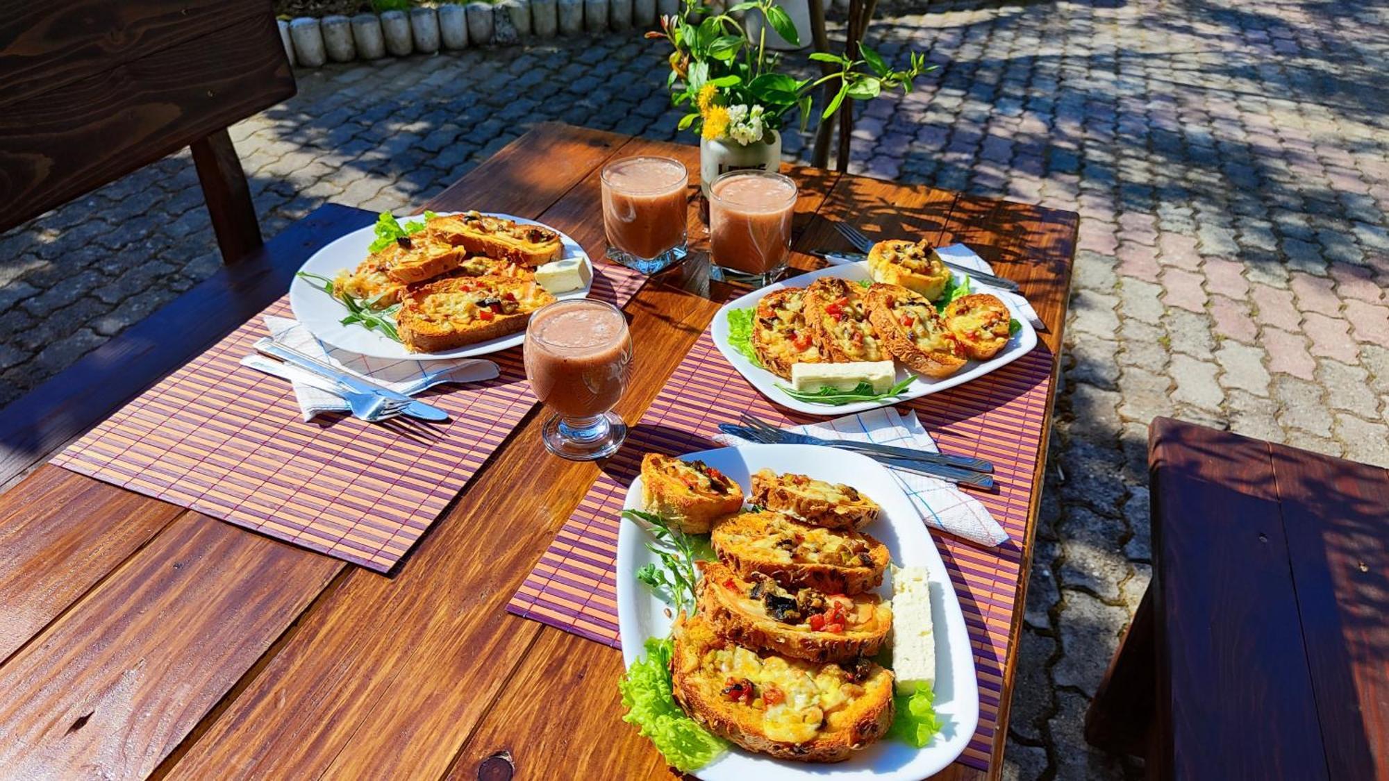 Elvish Garden Boutique B&B Berat Luaran gambar