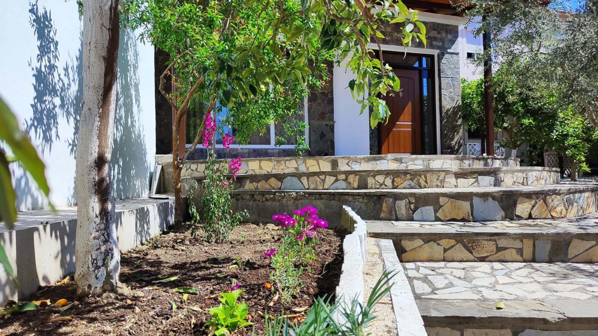 Elvish Garden Boutique B&B Berat Luaran gambar